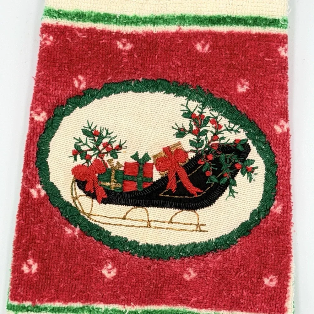 VTG Christmas Hanging Kitchen Towel Quilted‎ Top Embroidered Sleigh Decor B